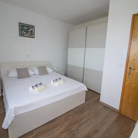 Appartement Spacious With Private Terrace *