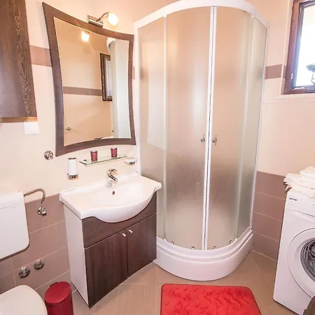 Apartman Spacious With Private Terrace *