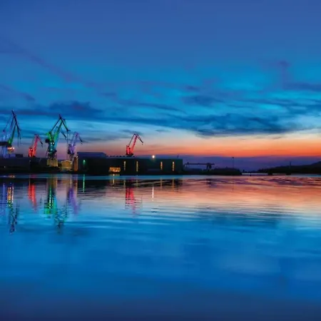 Apartman Spacious With Private Terrace *